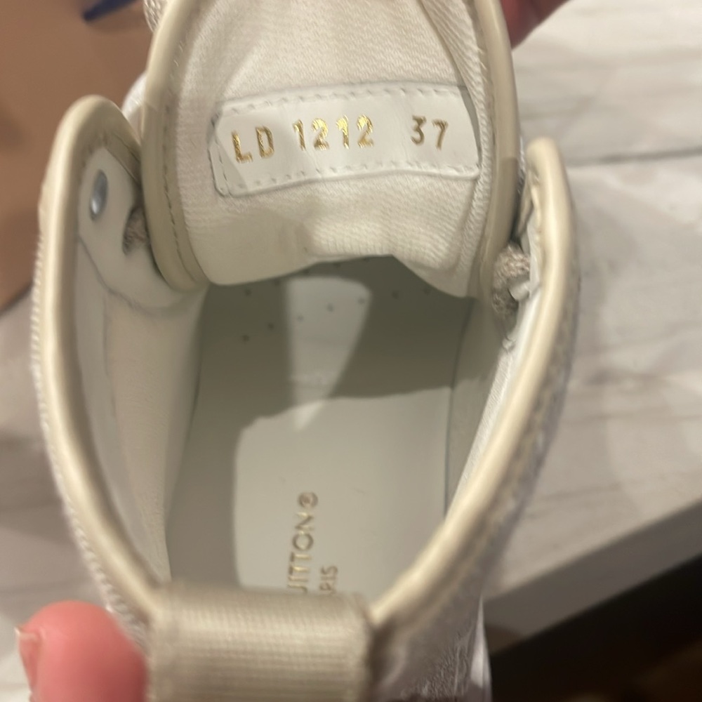 LV squad trainer boots. - Picture 3 of 8